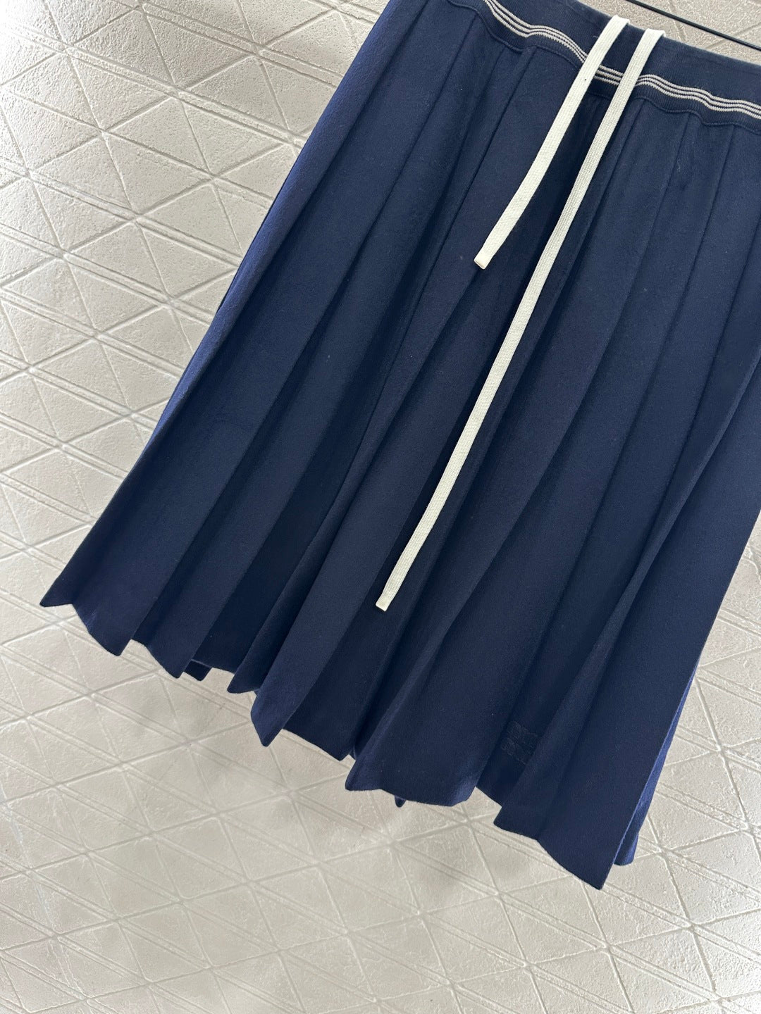 Mid-length Wool Pleated Skirt