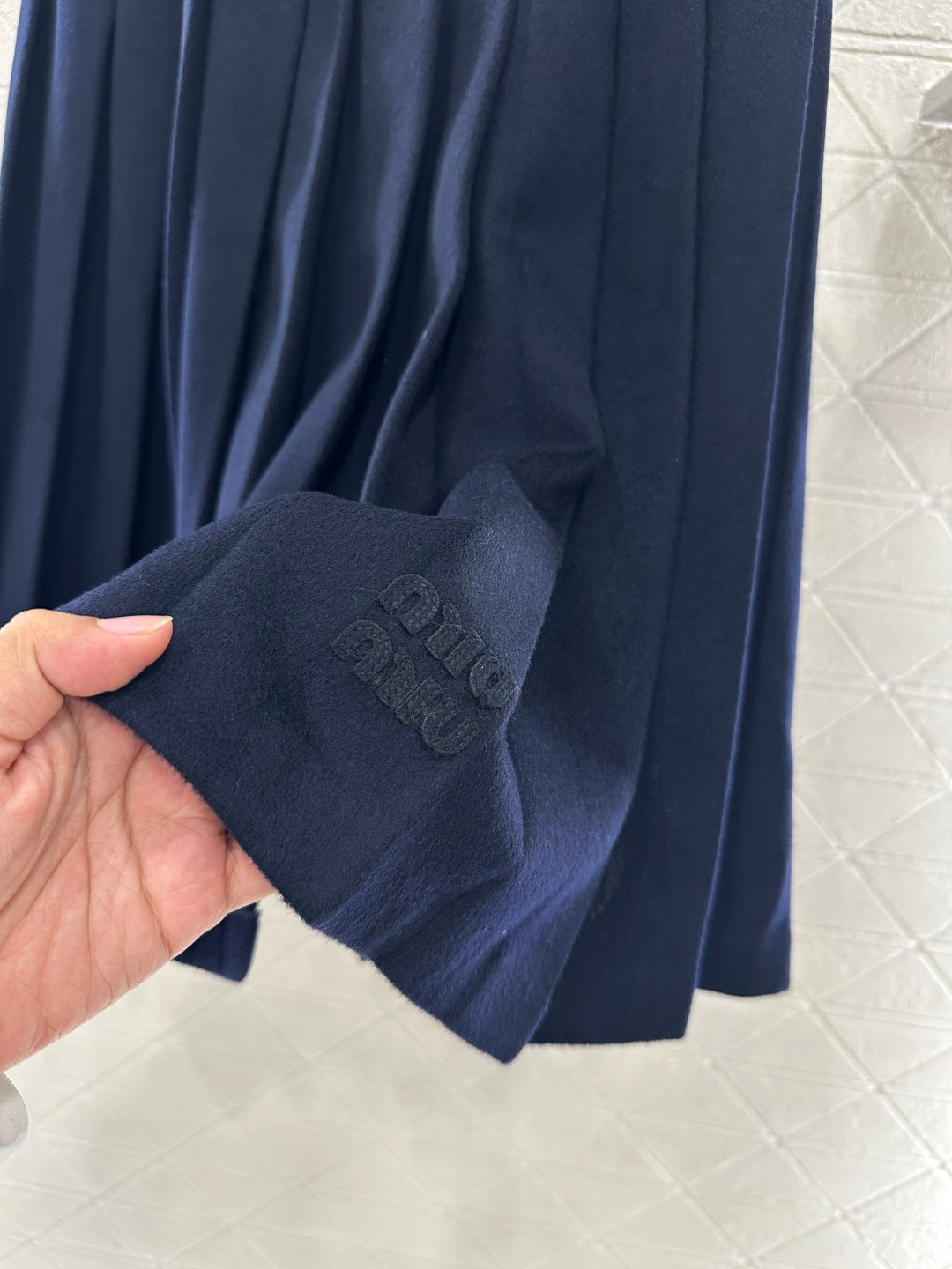 Mid-length Wool Pleated Skirt