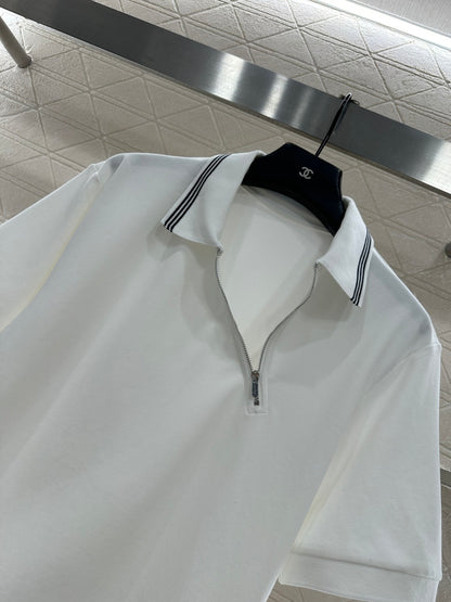Side-cut Zipper T-shirt