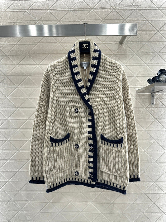 Color-blocked Collared Cardigan