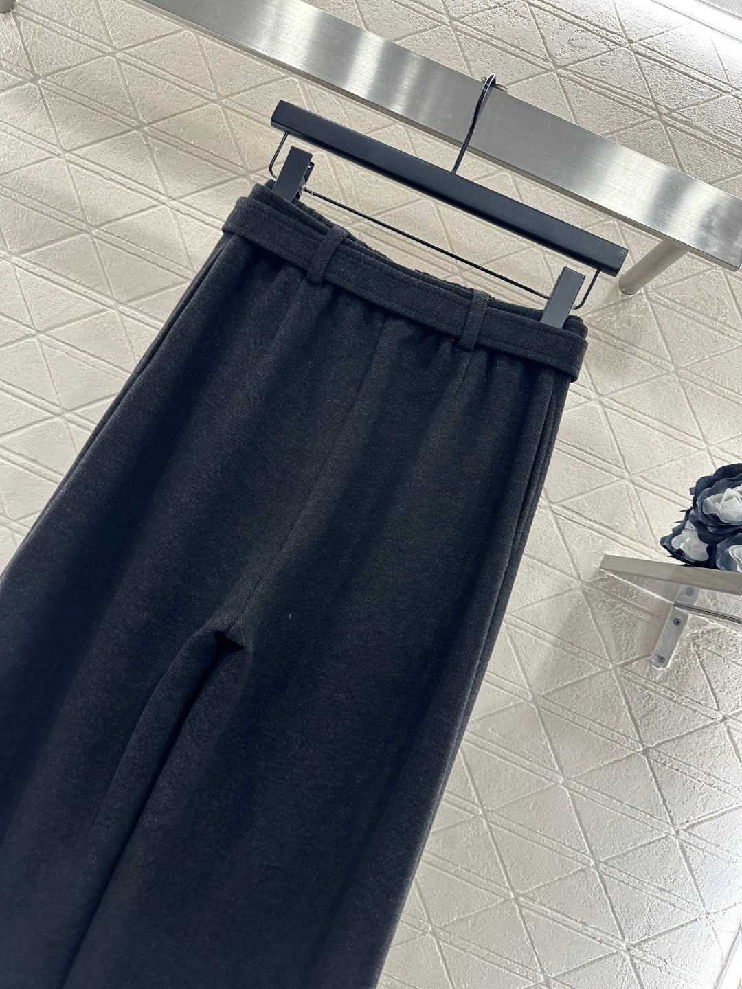 Woolen Belt Wide-Leg Trousers