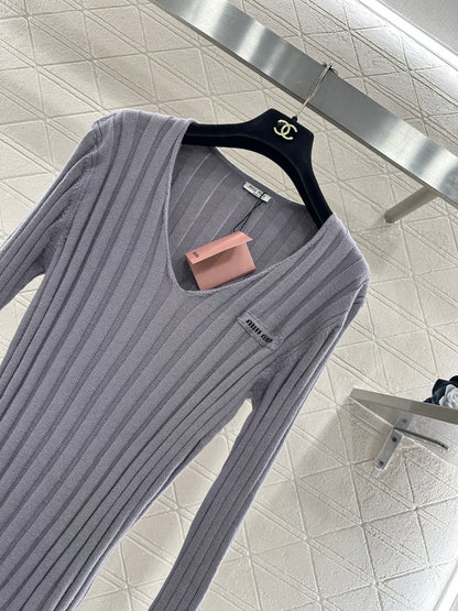 V-Neck Slim Fit Knit Sweater