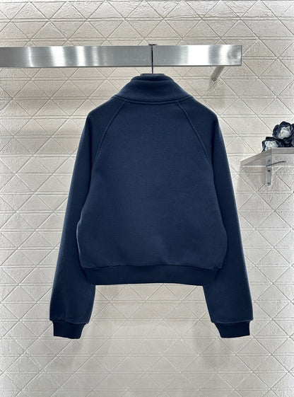 Located Half-Open Placket Set