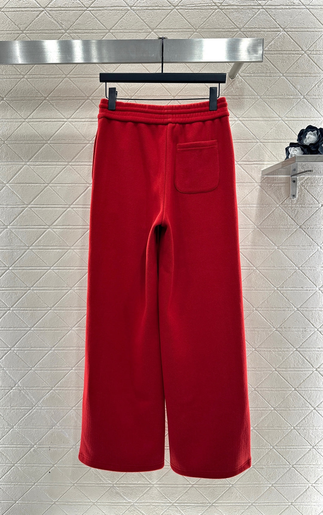 Located Half-Open Placket Set