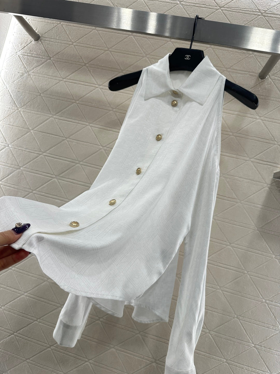 Off-Shoulder Jacquard Pattern Shirt