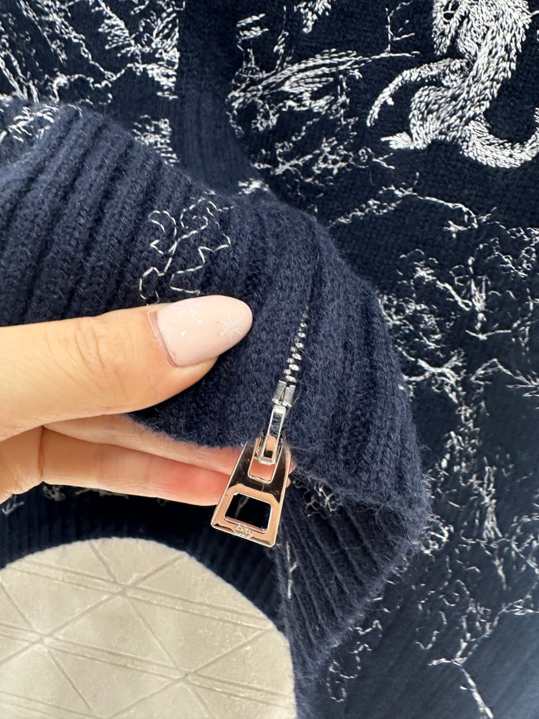 Jacquard Zipper Jacket