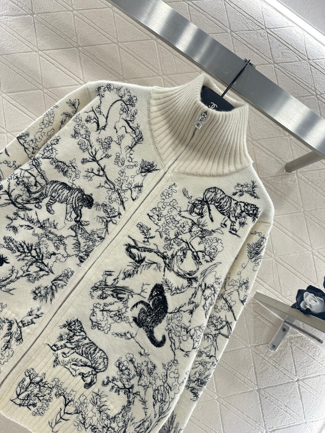 Jacquard Zipper Jacket