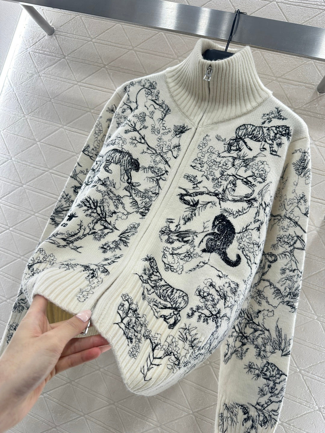 Jacquard Zipper Jacket