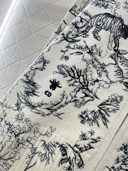 Jacquard Zipper Jacket