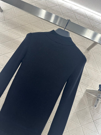 High-Neck Logo Base Layer