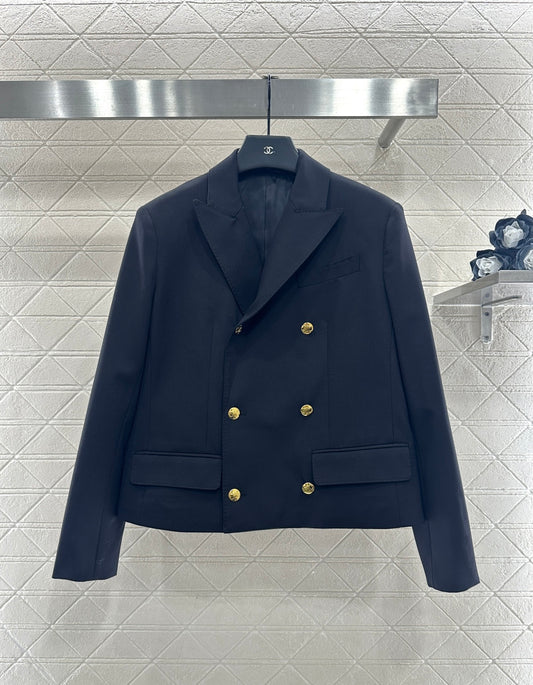 Double-breasted coat with lapel