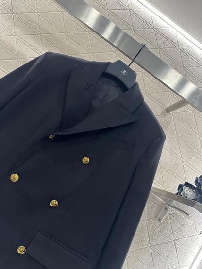 Double-breasted coat with lapel