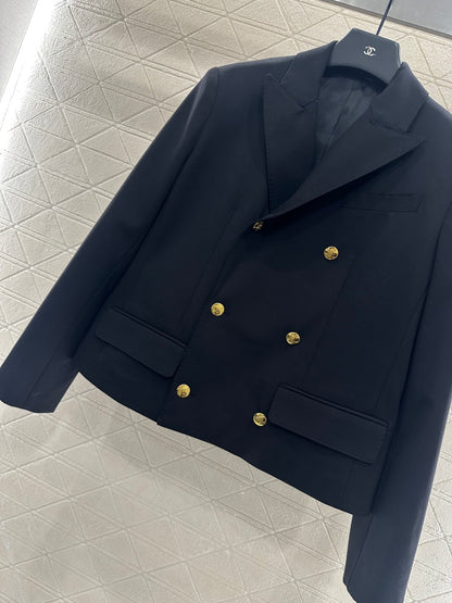 Double-breasted coat with lapel