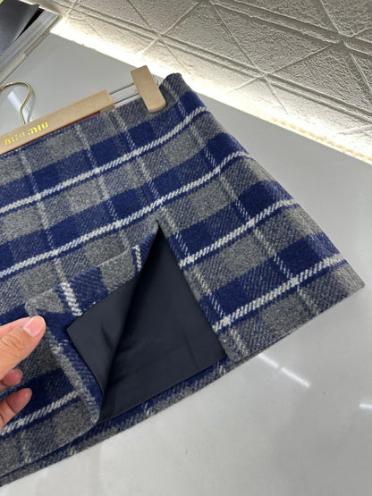 Plaid Wool Slit Mini Skirt