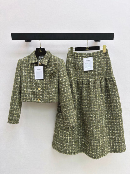 Collared woven coat