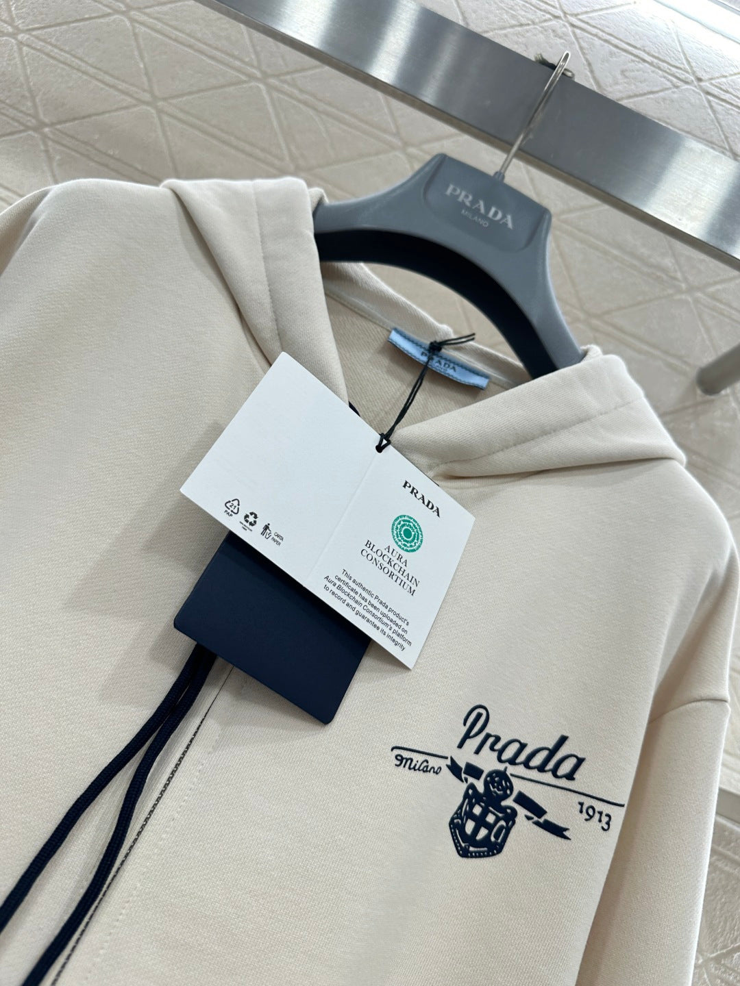 Zip-up Hoodie Jacket