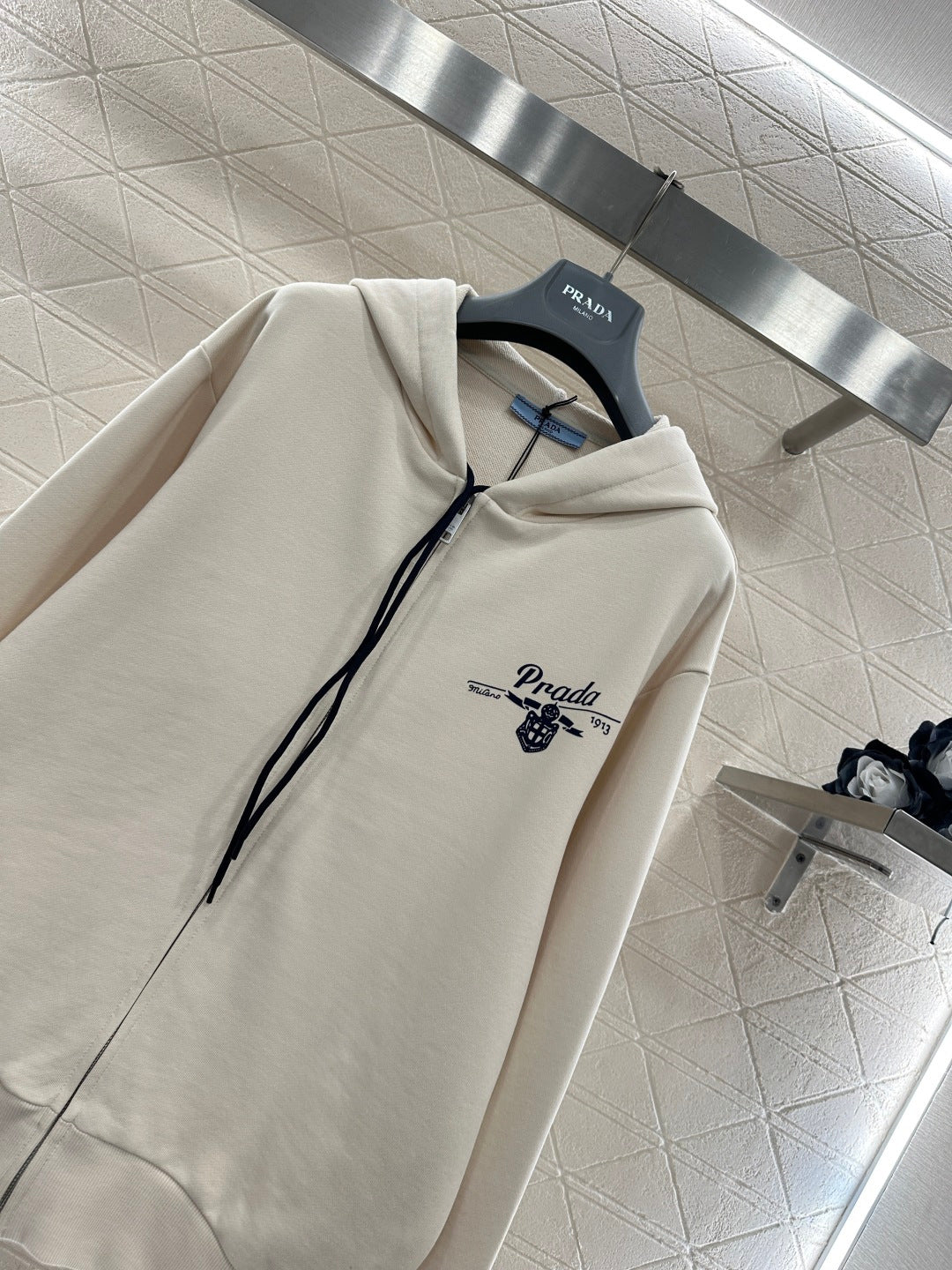 Zip-up Hoodie Jacket