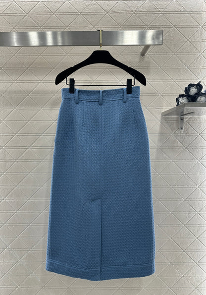 Located Short Jacket/Skirt