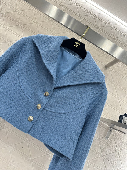 Located Short Jacket/Skirt