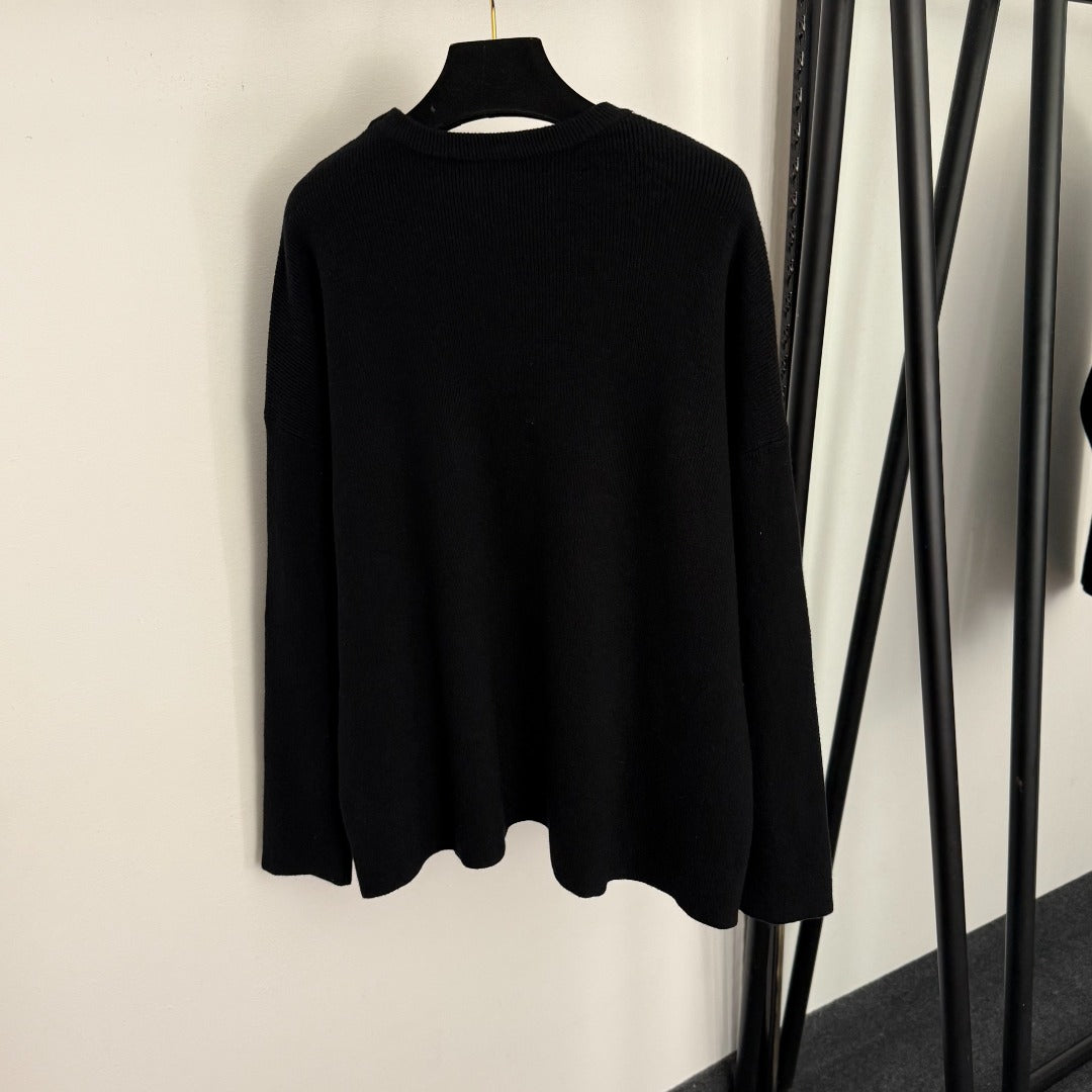 Relaxed-style knit set