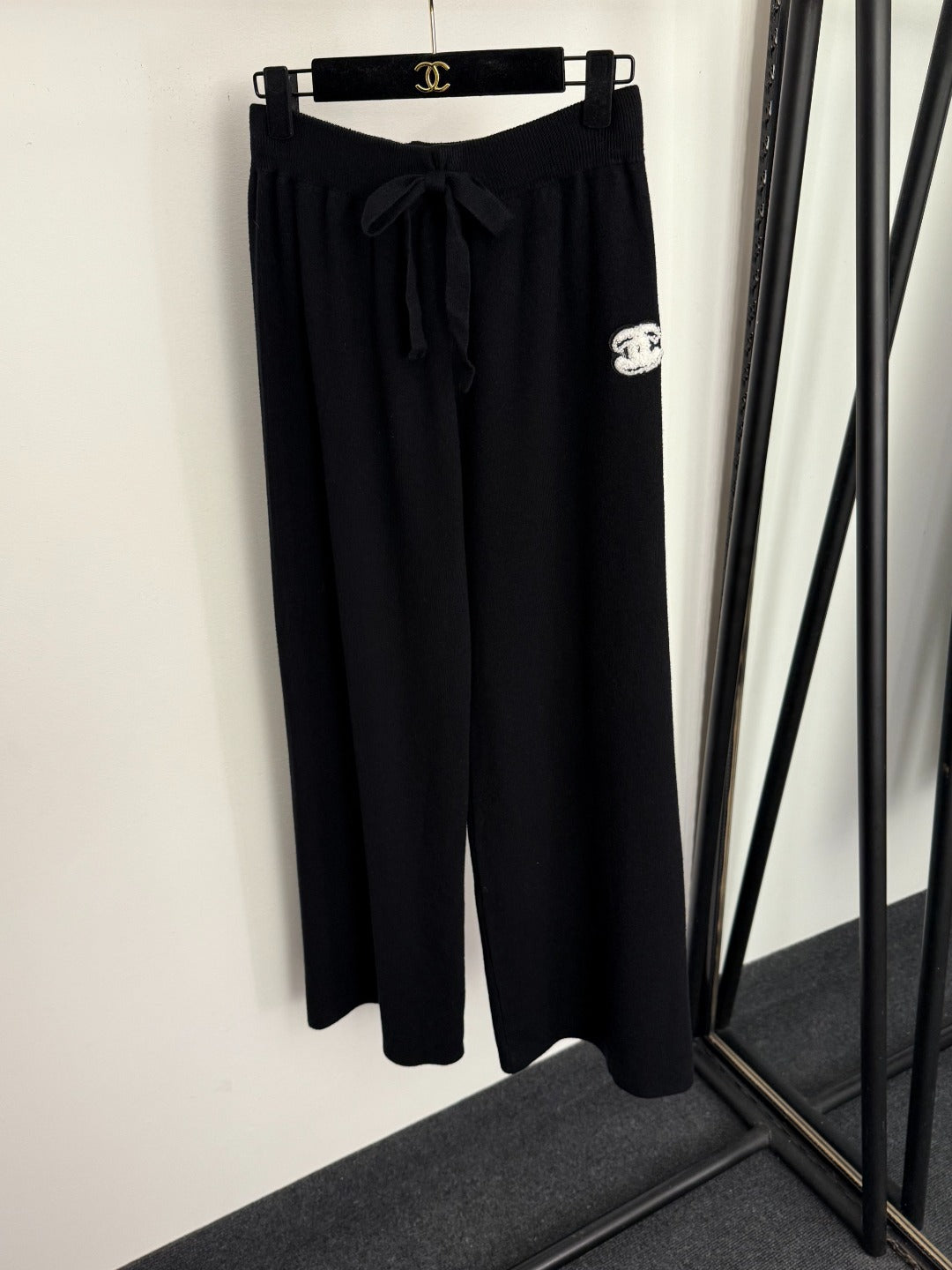 Relaxed-style knit set