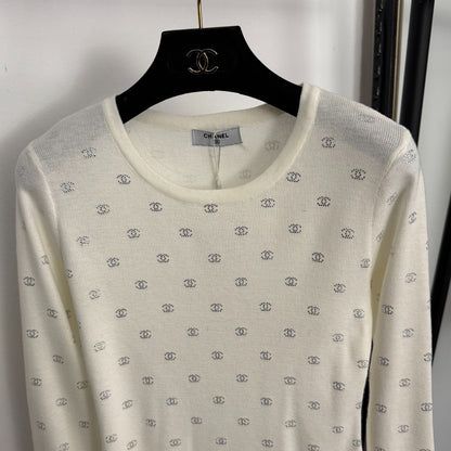 Rhinestone long-sleeved