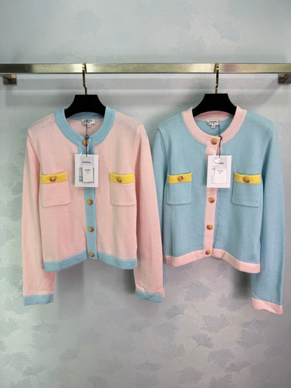 Color-blocked V-neck Cardigan