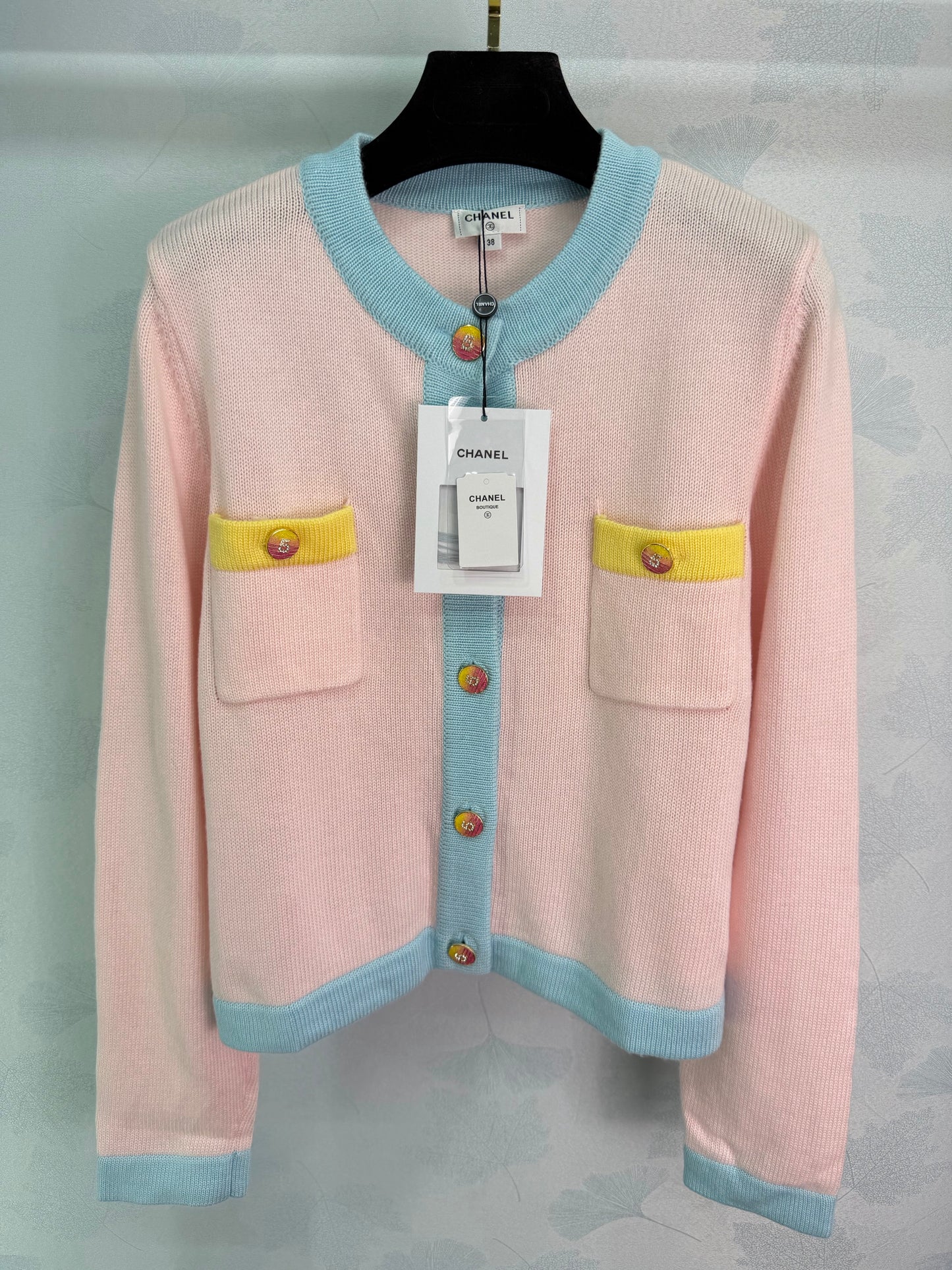 Color-blocked V-neck Cardigan