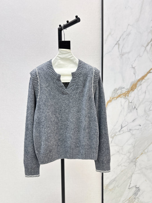 Crew neck sweater