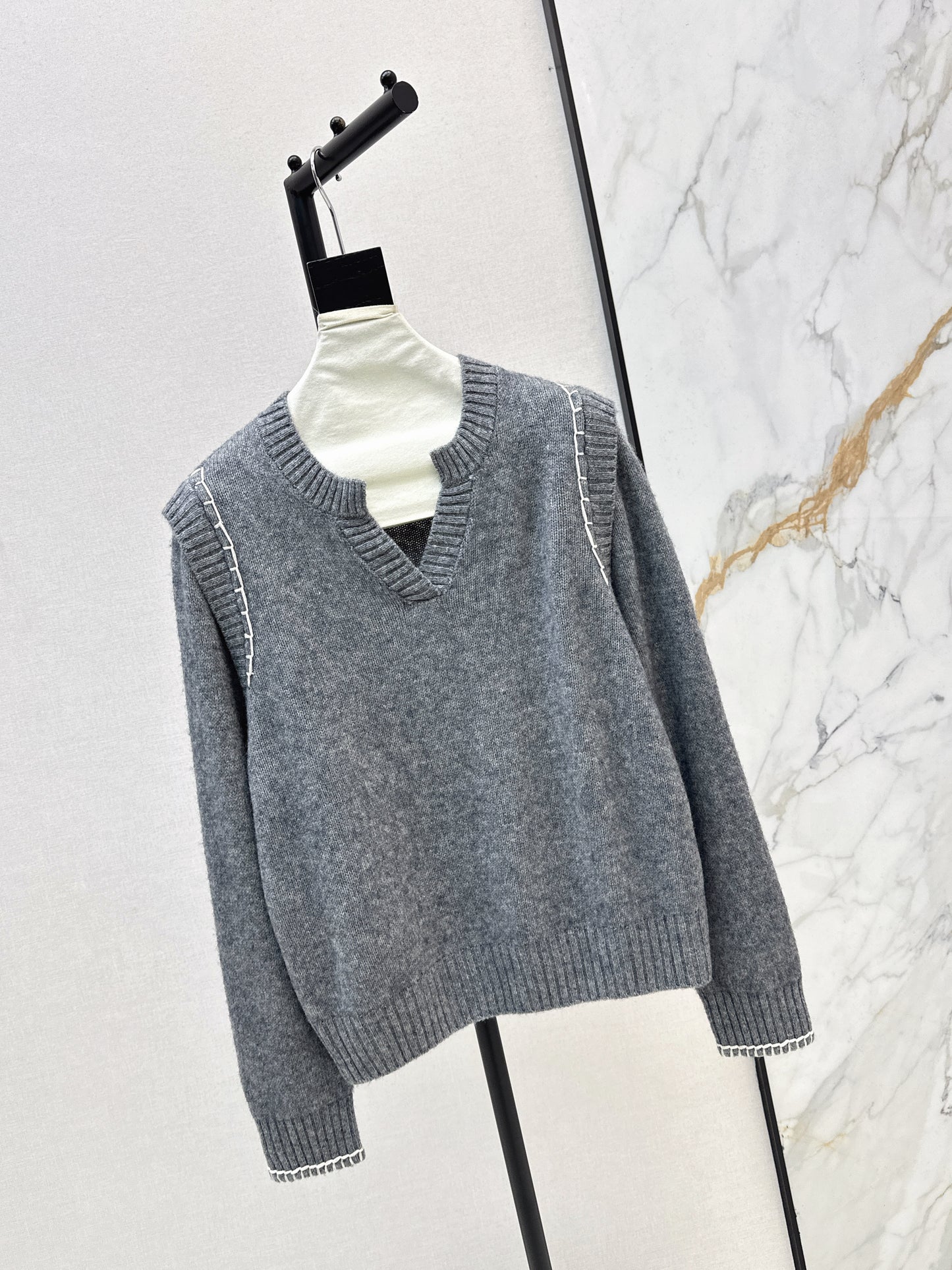 Crew neck sweater
