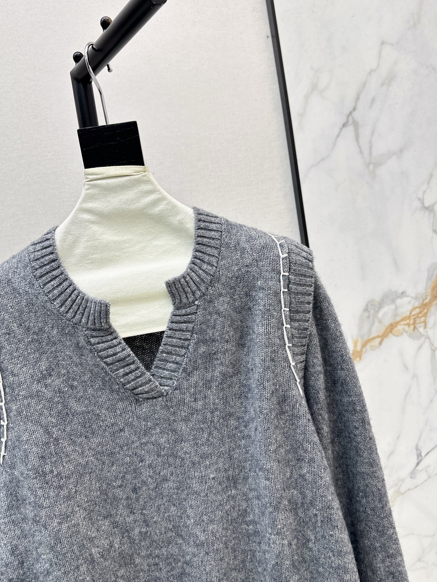 Crew neck sweater