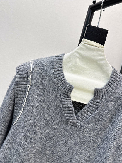 Crew neck sweater