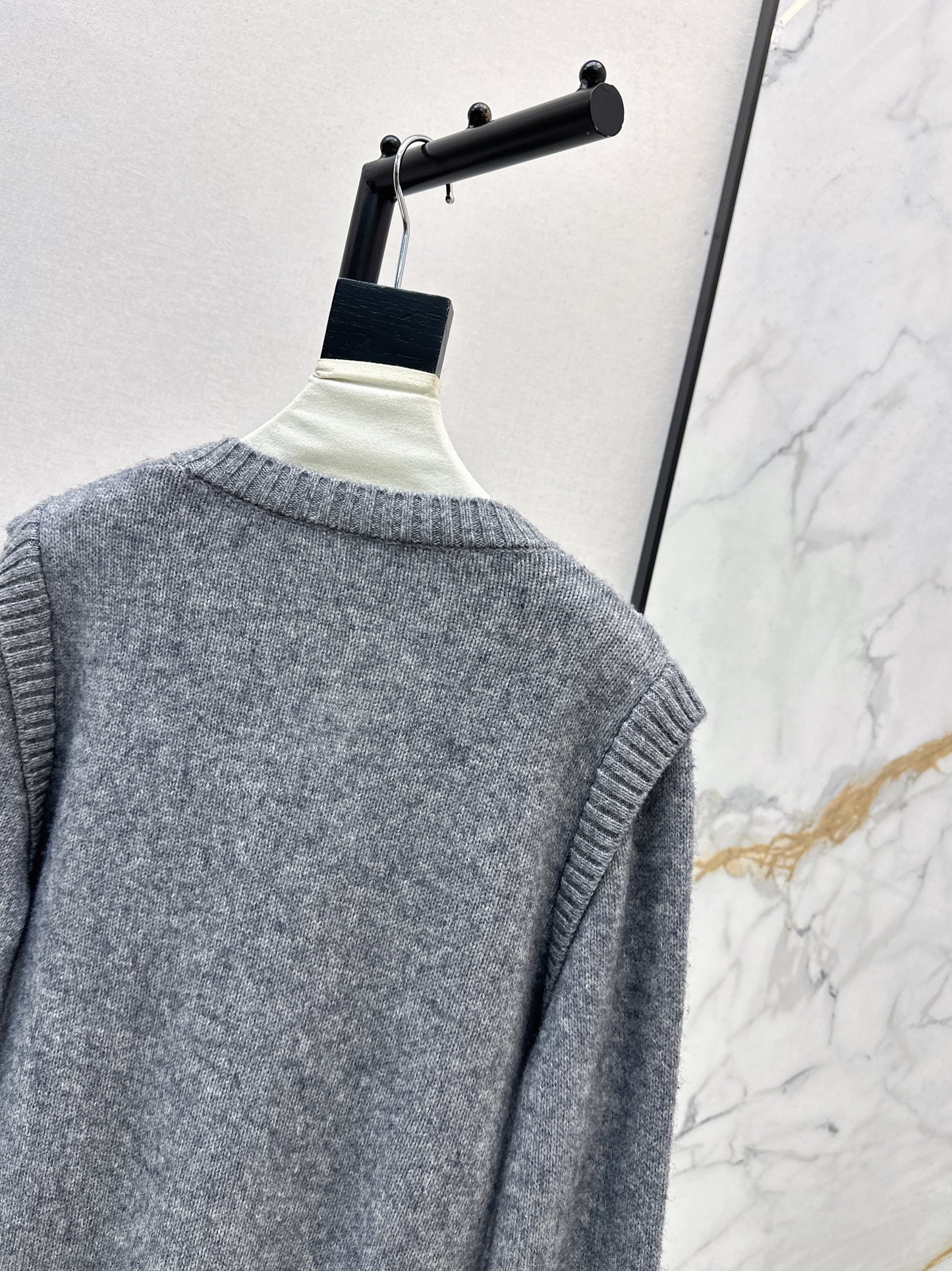 Crew neck sweater