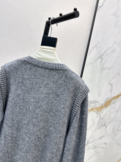 Crew neck sweater