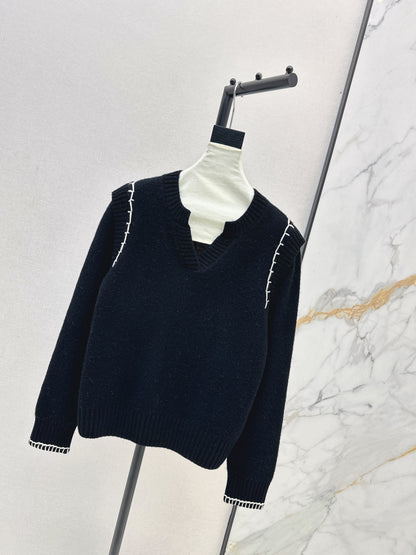 Crew neck sweater