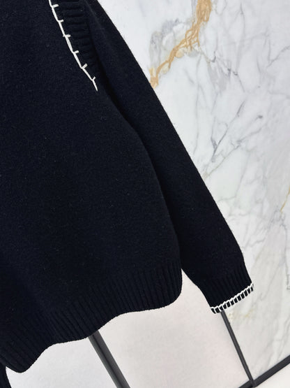 Crew neck sweater