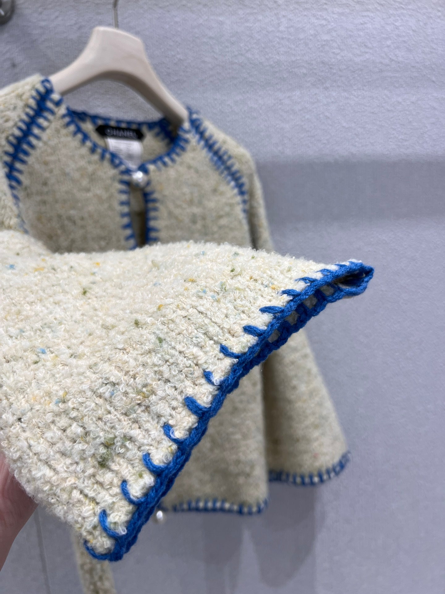 Single-breasted cardigan