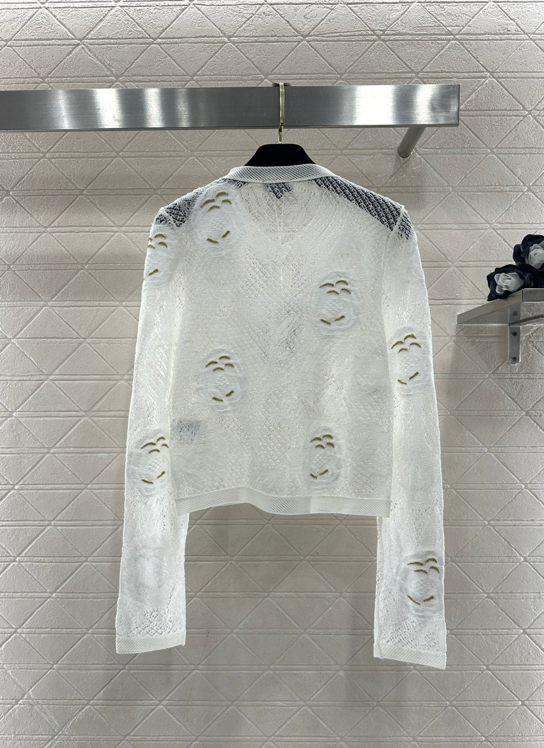 Hollow-out floral embroidered cardigan