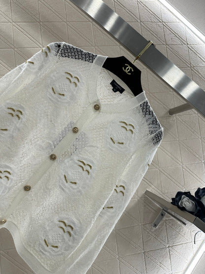 Hollow-out floral embroidered cardigan