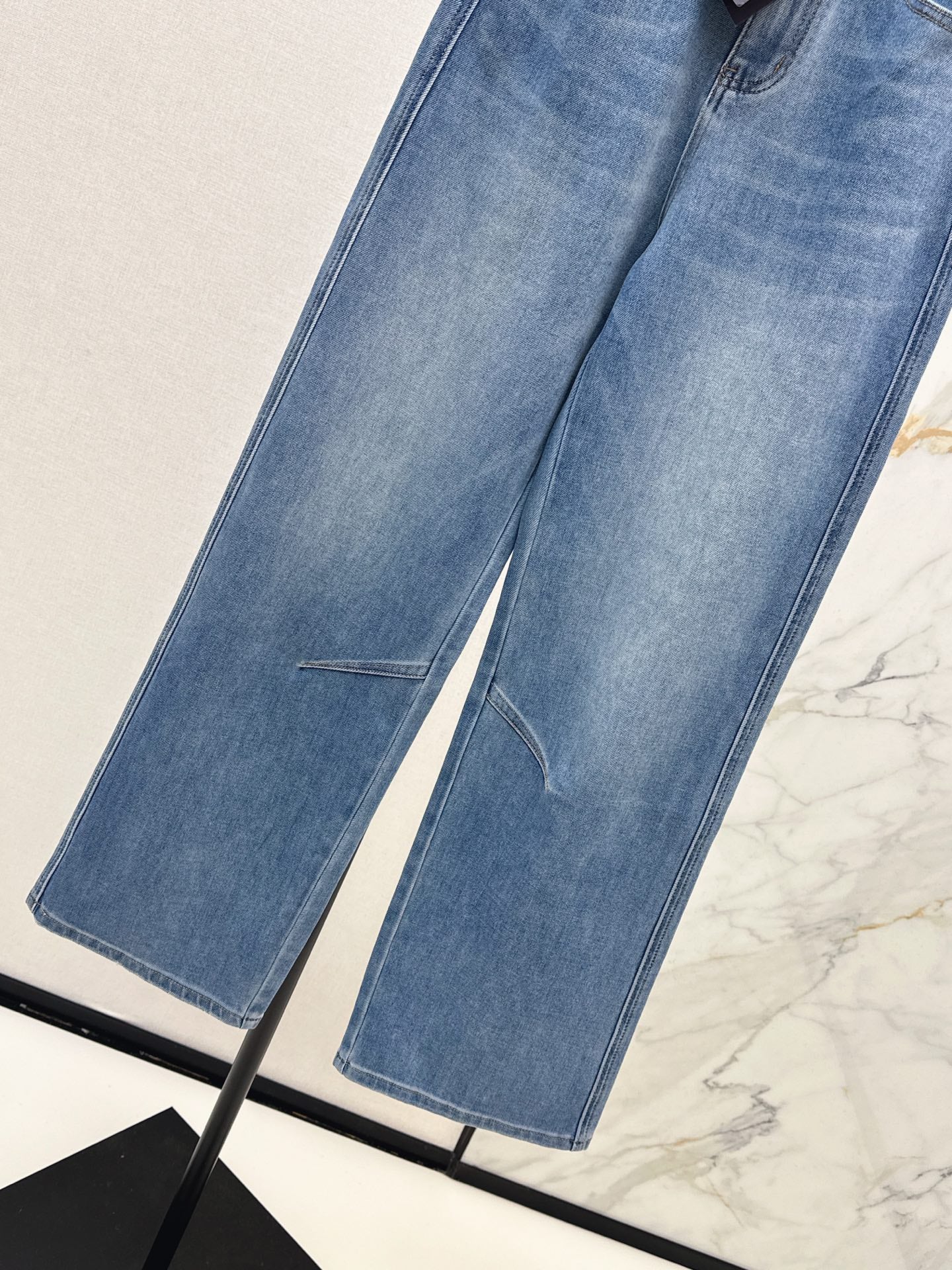 Casual straight-leg pants