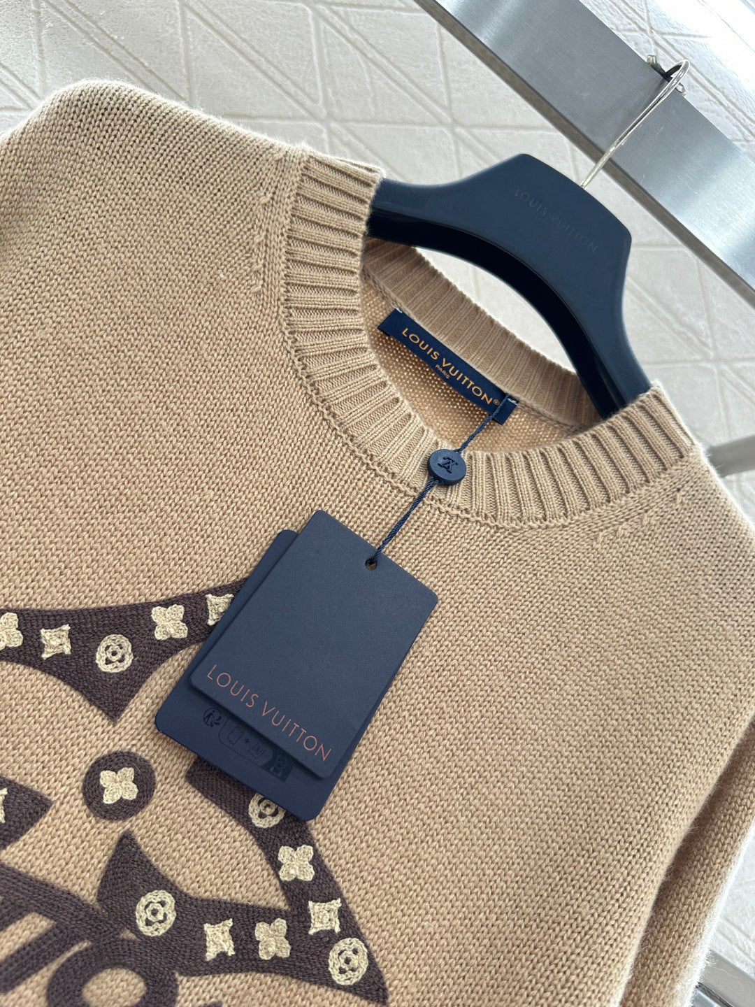 Four-Leaf Clover Color Block Sweater