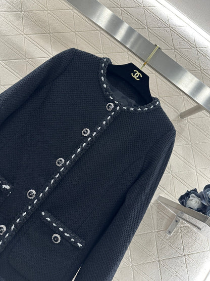 Round Neck Tie-Edge Coat