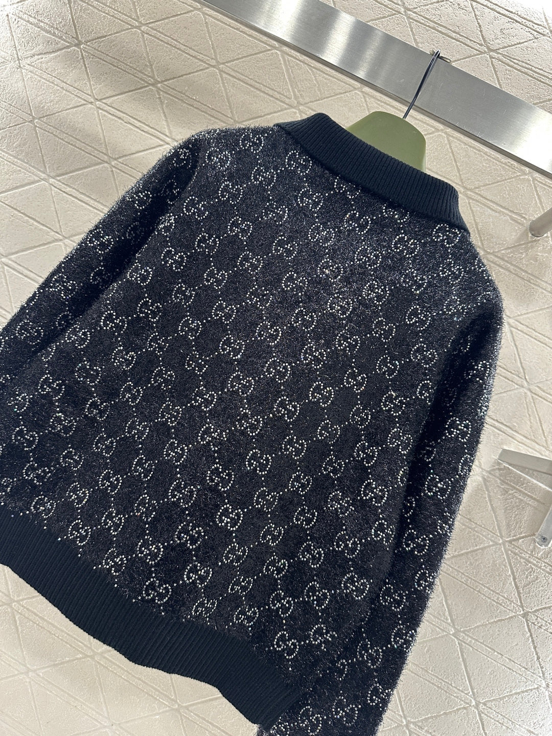 Rhinestone-stamped Collar Sweater