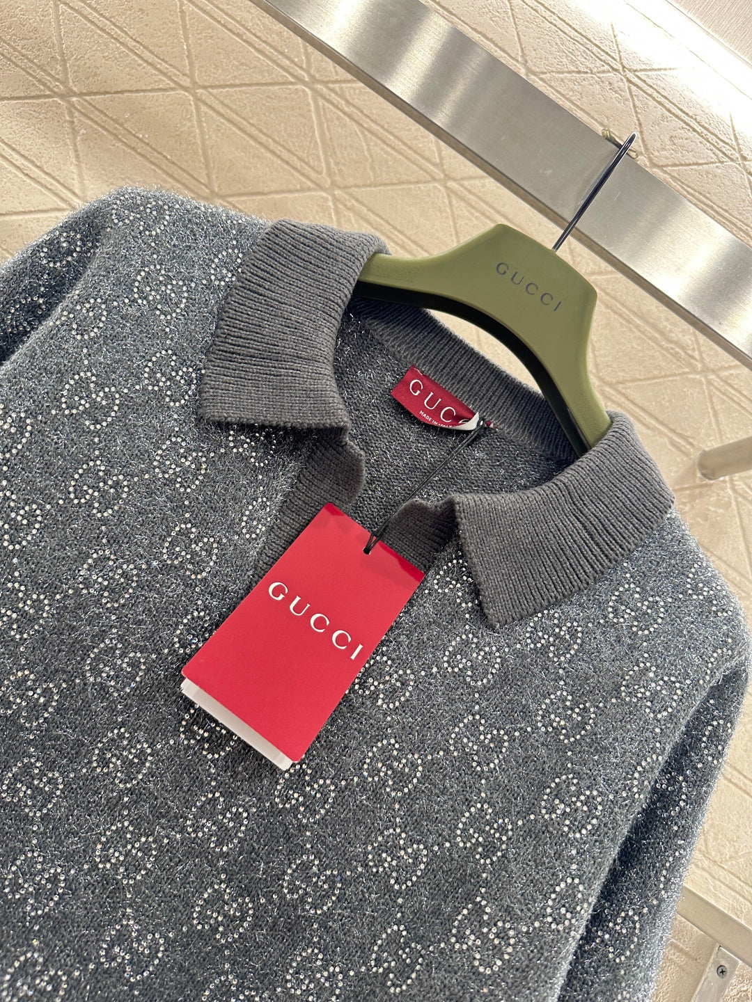 Rhinestone-stamped Collar Sweater