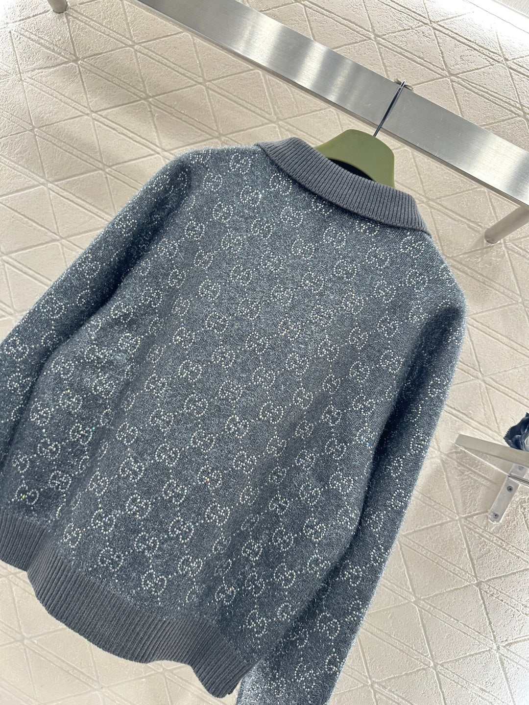 Rhinestone-stamped Collar Sweater