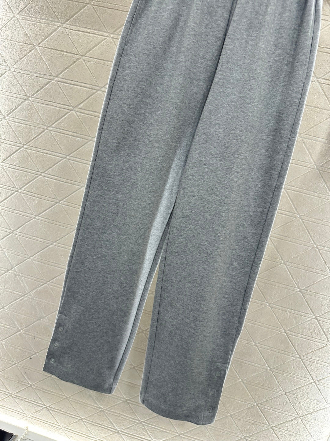 Sweatshirt and Pants Set