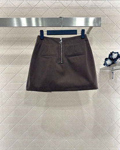 Lapel suit/skirt