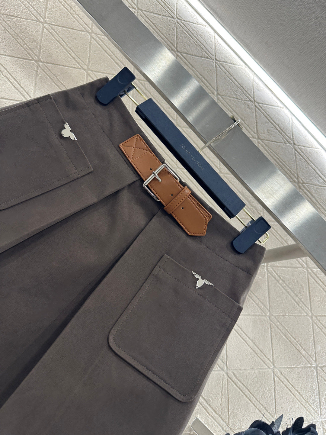 Lapel suit/skirt