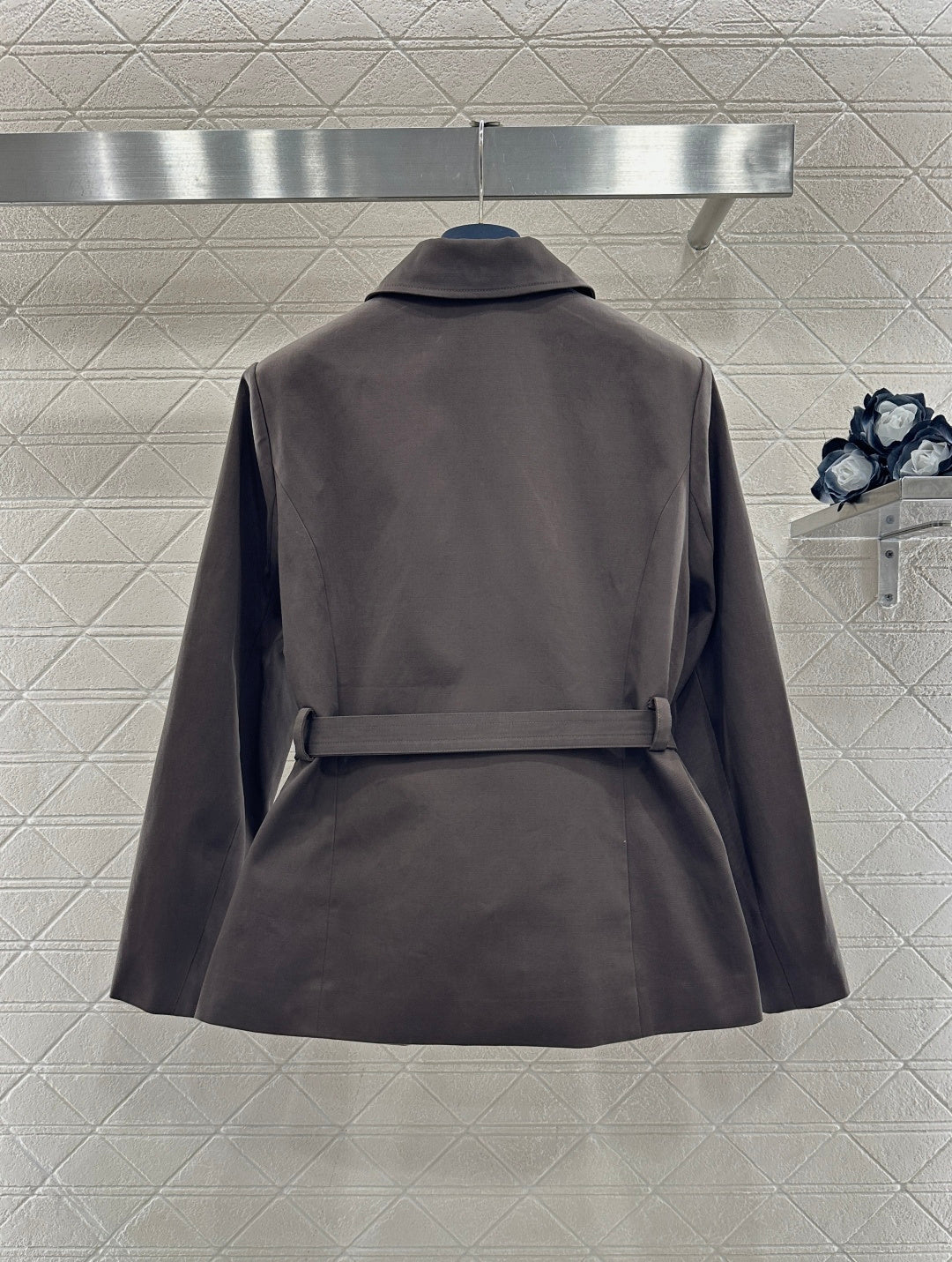 Lapel suit/skirt