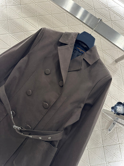 Lapel suit/skirt